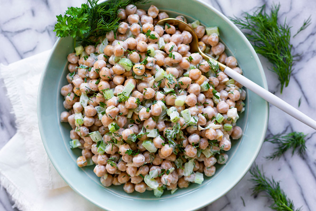 chickpea salad with celery