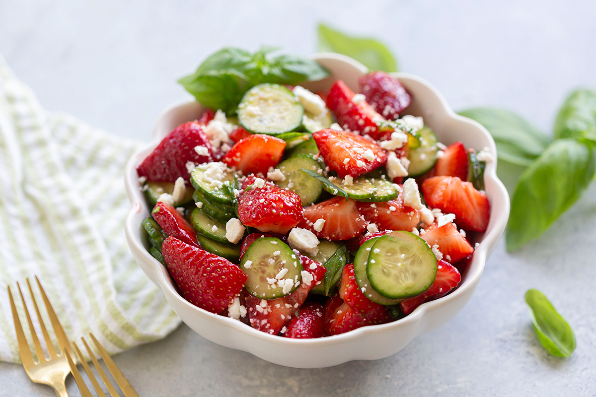 cucumber strawberry salad with honey balsamic dressing