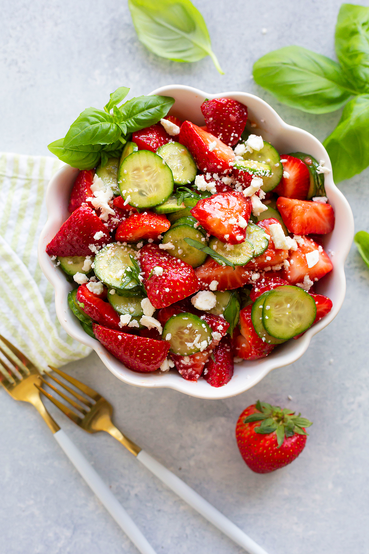 cucumber strawberry salad