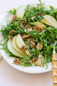 rocket salad with pear and parmesan